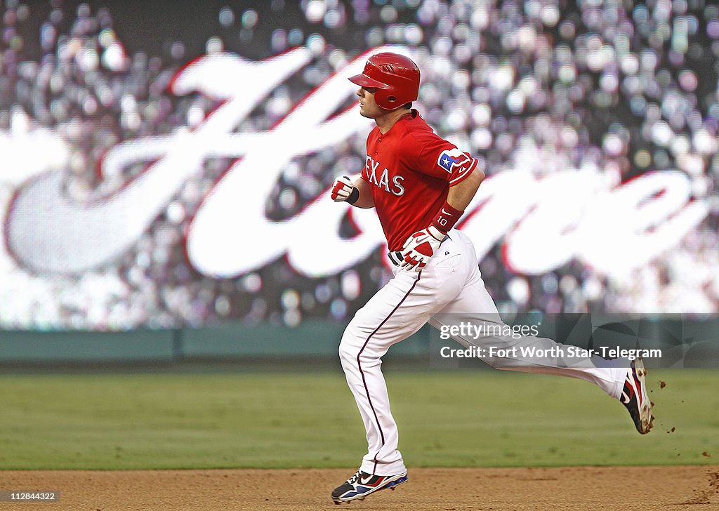 Pirates vs Rangers
