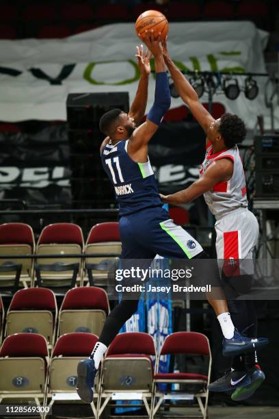 Hakim Warrick of the Iowa Wolves shoots the ball against the Rio Grande Valley Vipers during the NBA G League on March 3, 2019 at the Wells Fargo...