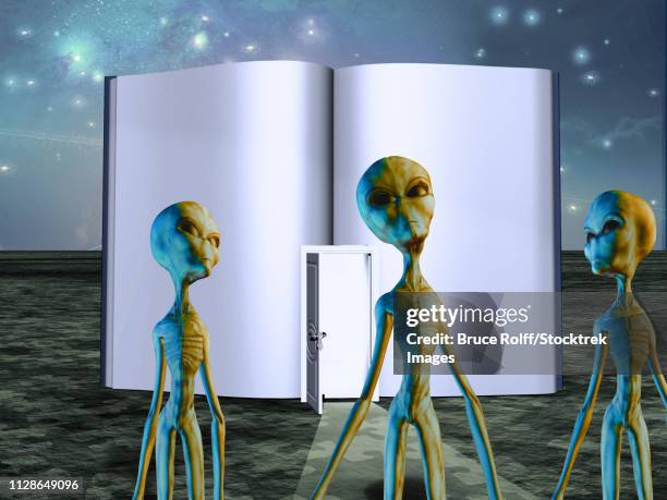 ilustrações de stock, clip art, desenhos animados e ícones de aliens before opened book with door - biblioteca marciana