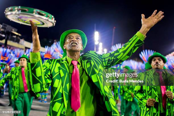 Members of Mangueira Samba School perform during the parade at 2019 Brazilian Carnival at Sapucai Sambadrome on March 04, 2019 in Rio de Janeiro,...