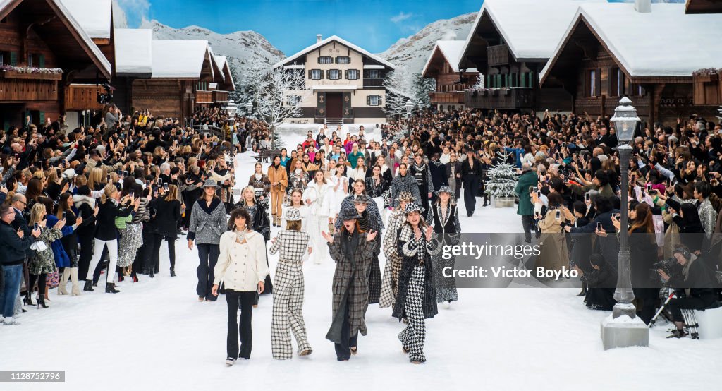 Chanel : Runway - Paris Fashion Week Womenswear Fall/Winter 2019/2020