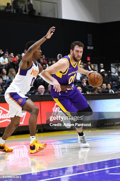 Spencer Hawes of the South Bay Lakers handles the basketball against the Northern Arizona Suns on March 5, 2019 at UCLA Heath Training Center in El...