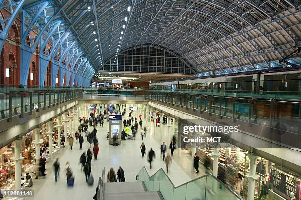 73 Interior Of St Pancras International Stock Photos, High-Res Pictures ...