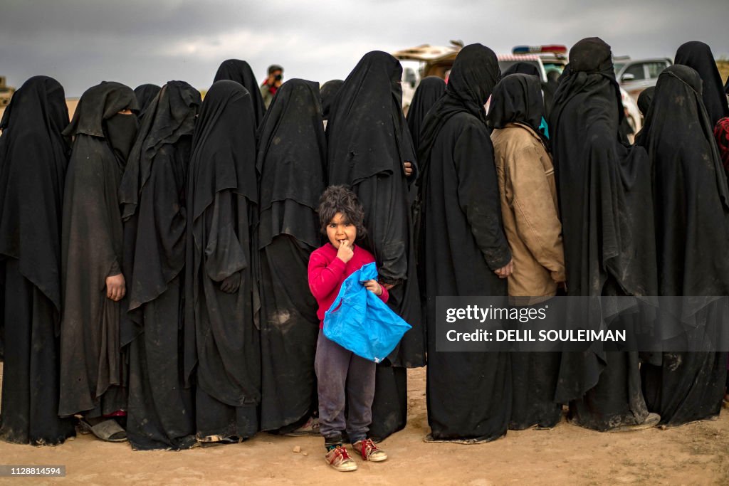 TOPSHOT-SYRIA-CONFLICT-BAGHOUZ