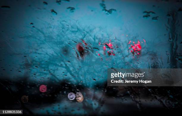 snow and ice on the windshield - bloomington indiana stock-fotos und bilder
