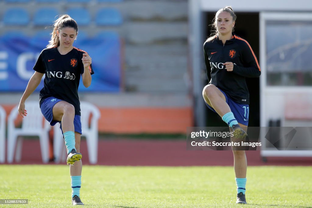 China PR  v Holland  -Algarve Cup Women