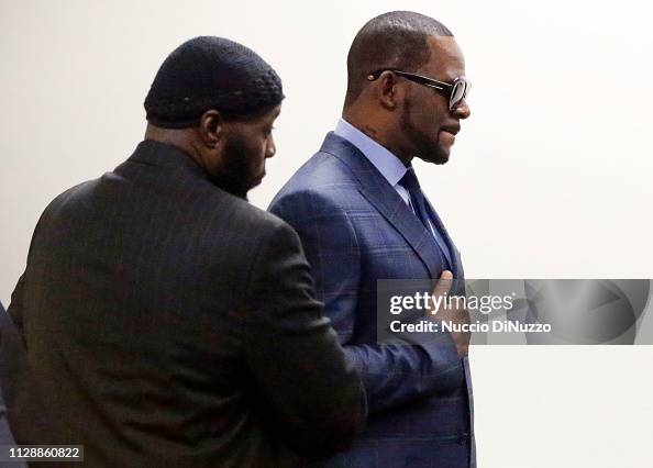 Kenneth Kelly Singe R Singer R. Kelly arrives at the Daley Center for his hearing on March ...