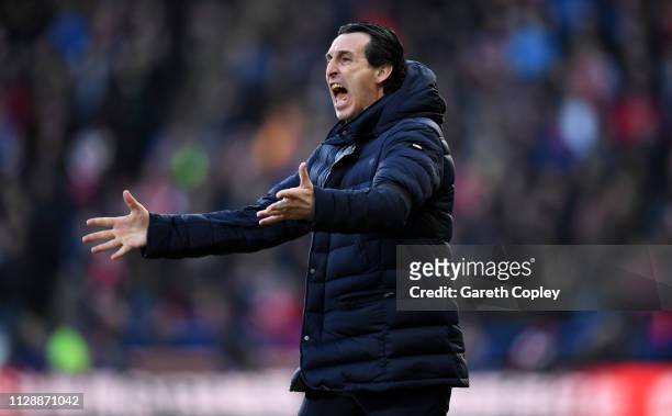 Unai Emery, Manager of Arsenal reacts during the Premier League match between Huddersfield Town and Arsenal FC at John Smith's Stadium on February...