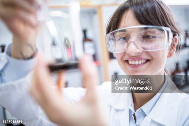 14,610 Lab Worker Smiling Stock Photos, High-Res Pictures, and Images ...