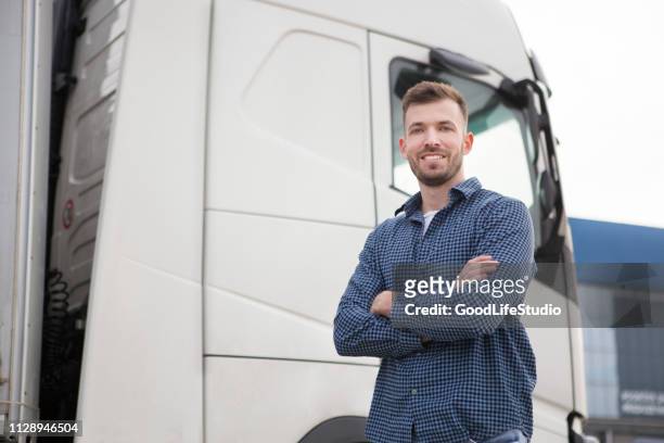 lkw-fahrer - 2019 truck stock-fotos und bilder
