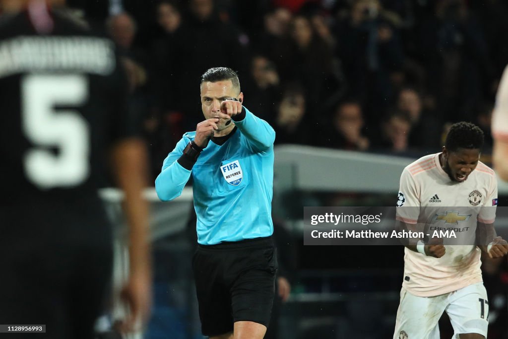 Paris Saint-Germain v Manchester United - UEFA Champions League Round of 16: Second Leg