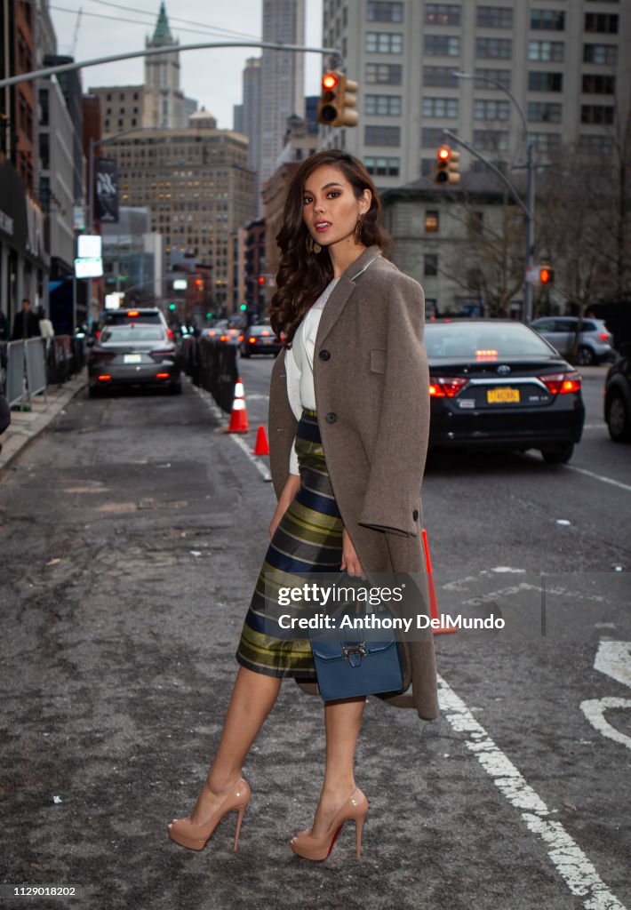 [Image: street-style-new-york-fashion-week-febru...aaaVijFFQ=]