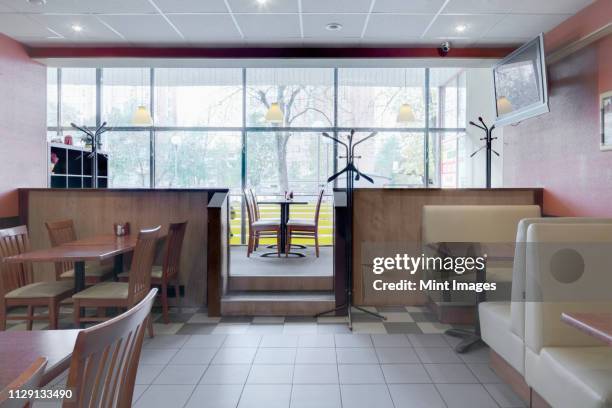 317 Restaurant Booth Window Stock Photos, High-Res Pictures, and Images ...