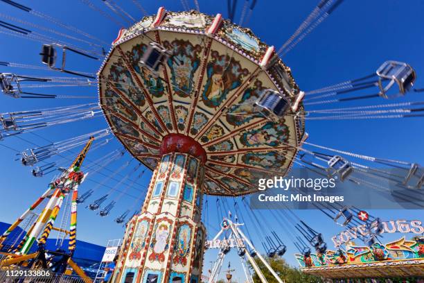 swing ride at the fair - dallas texas bildbanksfoton och bilder