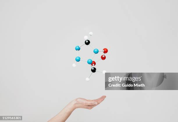 floating molecule model. - 分子 ストックフォトと画像