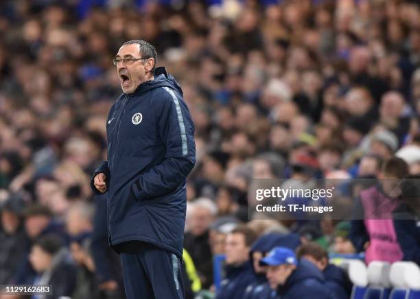 Maurizio Sarri of Chelsea gestures during the UEFA Europa League Round of 16 First Leg match between Chelsea and Dynamo Kyiv at Stamford Bridge on...