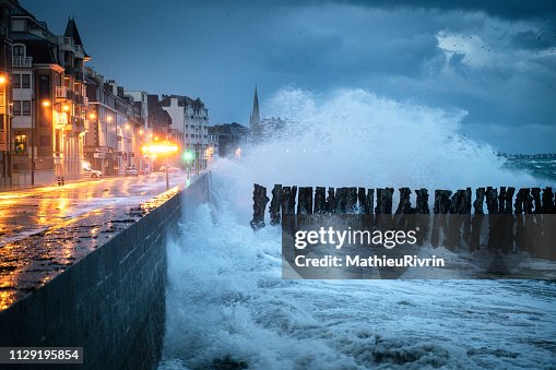 High tides in Saint-Malo High tides in Saint-Malo