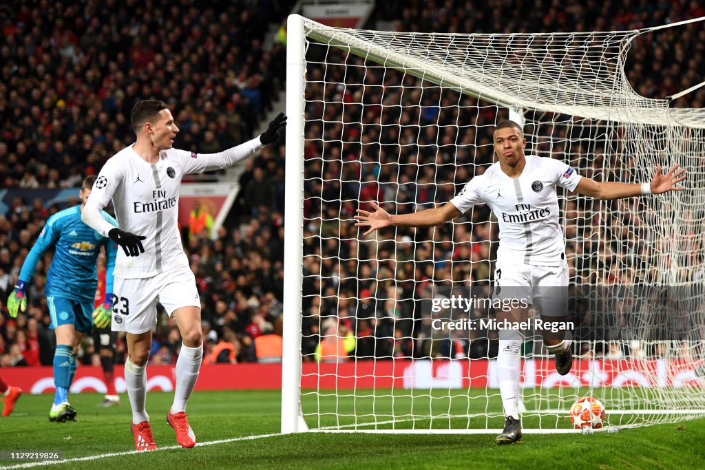 Manchester United v Paris Saint-Germain - UEFA Champions League Round of 16: First Leg