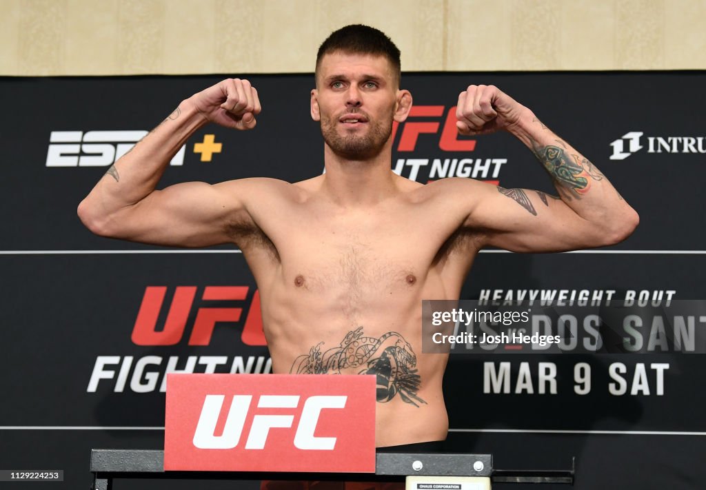 UFC Fight Night: Weigh-ins
