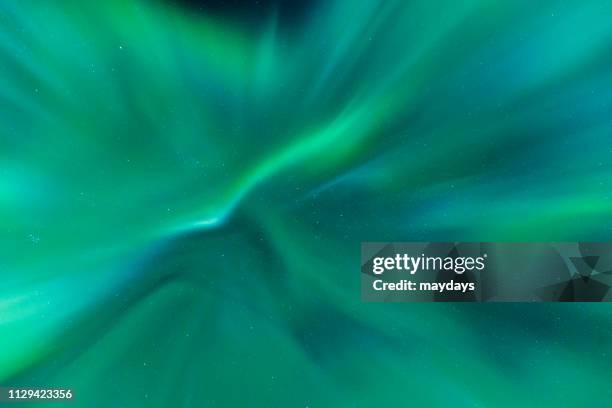 northern lights, iceland - impressionante stock-fotos und bilder