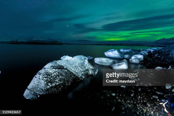 northern lights, iceland - clima polare 個照片及圖片檔