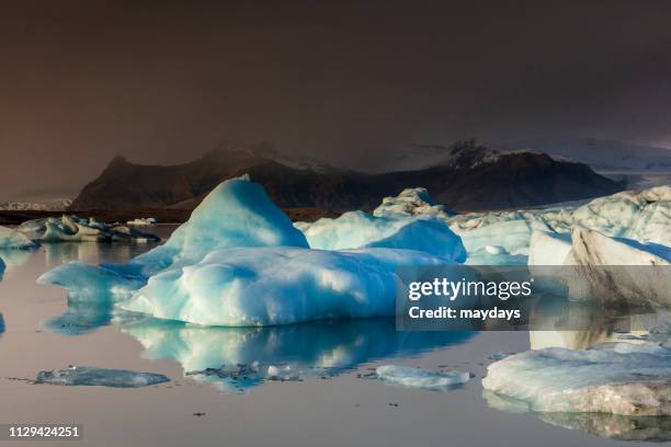 jokulsarlon, iceland - geografia fisica stock pictures, royalty-free photos & images