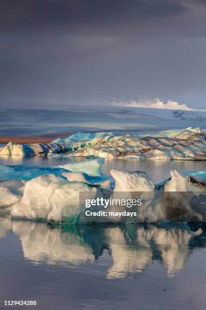 jokulsarlon - impressionante stockfoto's en -beelden