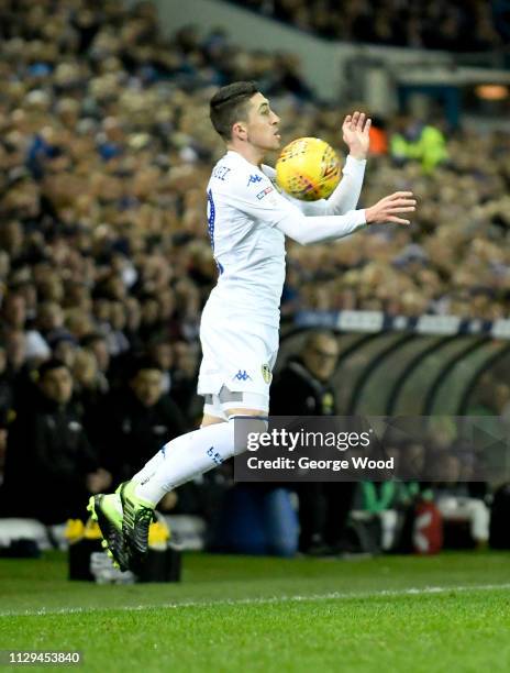 Pablo Hernandez of Leeds United controls the ball during the Sky Bet Championship match between Leeds United and Swansea City at Elland Road on...