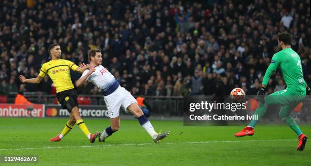 Jan Vertonghen of Tottenham scores to make it 2-0 during the UEFA Champions League Round of 16 First Leg match between Tottenham Hotspur and Borussia...