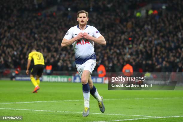 Jan Vertonghen of Tottenham celebrates scoring to make it 2-0 during the UEFA Champions League Round of 16 First Leg match between Tottenham Hotspur...