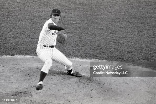 Koosman Mets pitcher Jerry Koosman pitches in the first inning against the ...