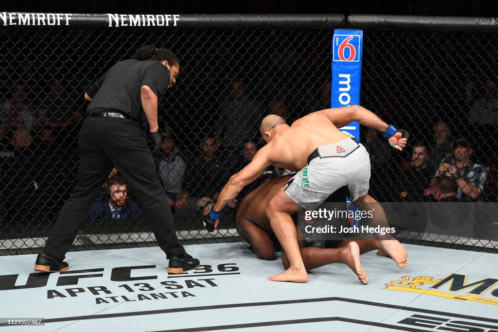 UFC Fight Night: Lewis v Dos Santos