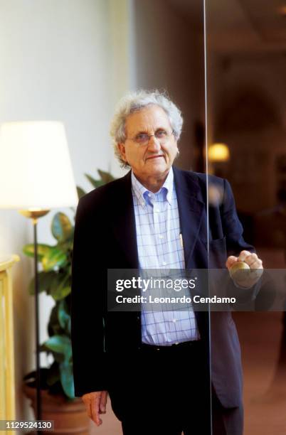 Abraham B Yehoshua, Abraham Yehoshua, portrait, writer, Israeli, novelist, Modena, Italy, 15th November 2004.