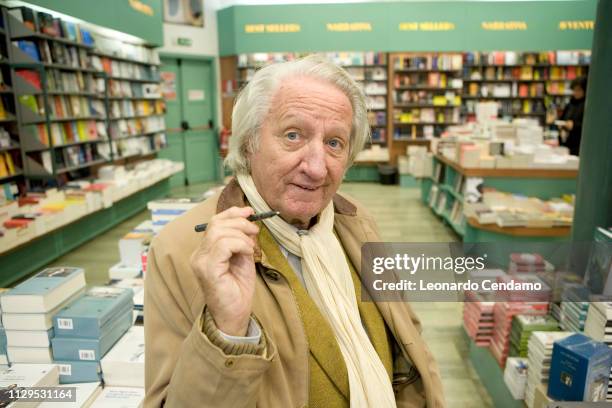 Giorgio Forattini, Italian illustrator, cartoonist and writer, portrait, Torino, Italy, 26th November 2008.