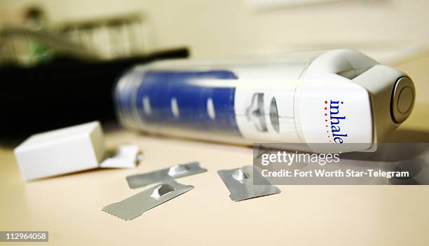 Inhaler Injection 66 Regular Insulin Stock Photos, High-Res Pictures, and Images - Getty ...