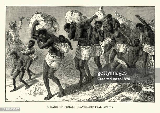 ilustrações de stock, clip art, desenhos animados e ícones de gang of females slaves, central africa, 19th century - slaves in chains