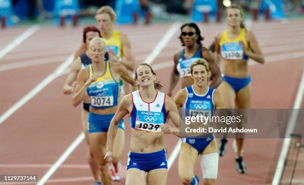 800m KELLY SOTHERTON ABOUT TO WIN HER HEAT GOLD MEDAL WINNER CAROLINA KLUFT 307 4 .,.