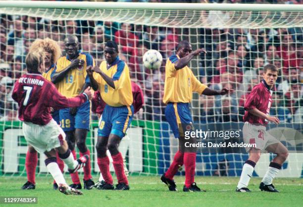 David Beckham scoring from a free kick during England v Colombia at the State Felix-Bollaert, Lens 26th June 1998. FIFA World Cup in France.