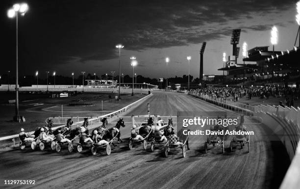 Wa Harness Racing Harness Racing Australia Photos and Premium High Res Pictures - Getty ...