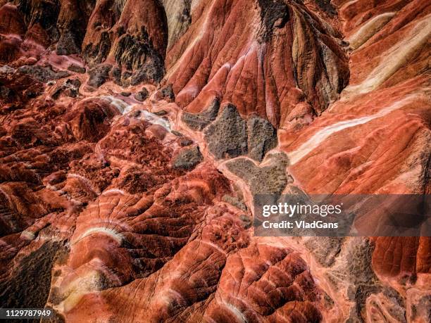 zhangye rainbow mountains - rainbow mountains china stock pictures, royalty-free photos & images