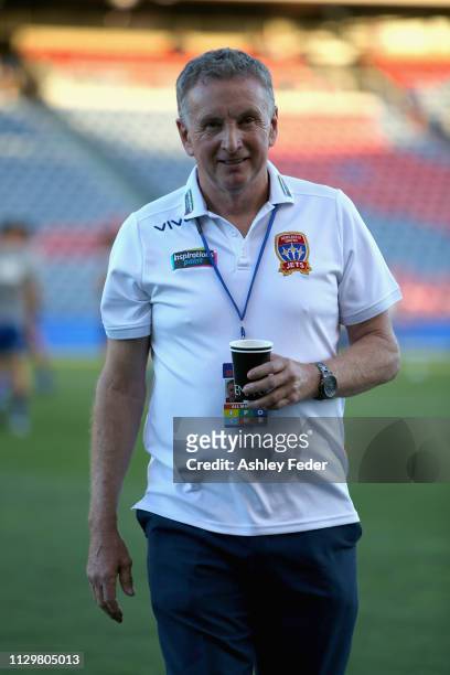 Ernie Merrick coach of the Newcastle Jets looks on during the round 19 A-League match between the Newcastle Jets and Melbourne City at McDonald Jones...