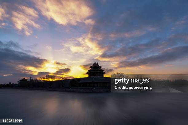 sunrise at the corner of the forbidden city - 建築風格 bildbanksfoton och bilder