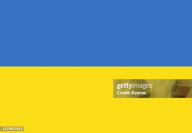 ukraine flag - ukraine fotografías e imágenes de stock