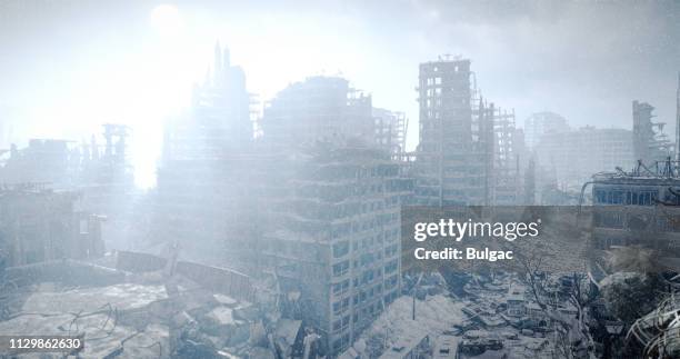 paisaje urbano de invierno nuclear - armas de destrucción masiva fotografías e imágenes de stock