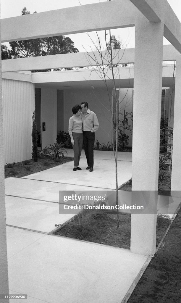 "The Fugitive" Actor David Janssen at Home with His Wife