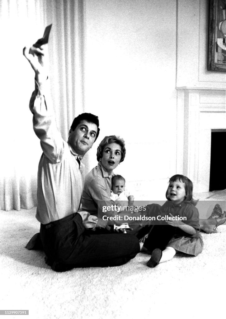 Tony Curtis, Janet Leigh and Their Daughters