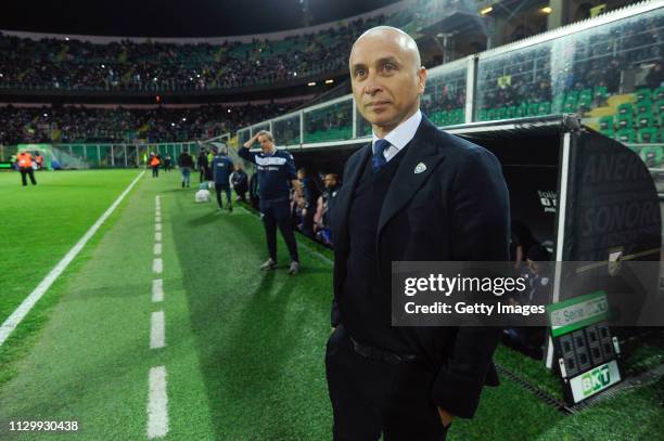 Head coach Eugenio Corini of Brescia looks on during the Serie B match between US Citta di Palermo and Brescia at Stadio Renzo Barbera on February...