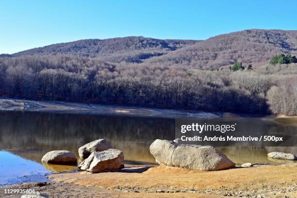 pantanos y rios el montseny - embalses stock pictures, royalty-free photos & images
