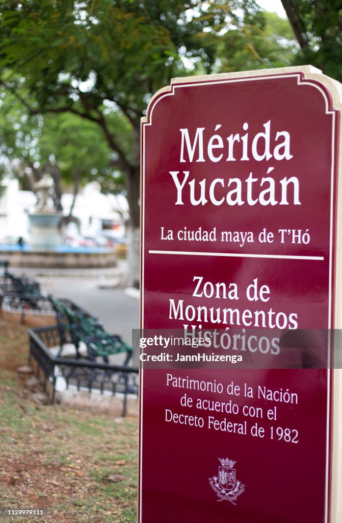 Mérida Yucatan Mexico Sign Identifying Meridas Historic Zone High-Res ...