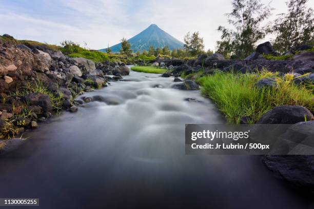 flow from mayon - albay province stock pictures, royalty-free photos & images